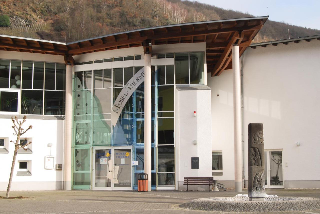 Gaestehaus An Der Moseltherme トラーベン・トラールバッハ エクステリア 写真