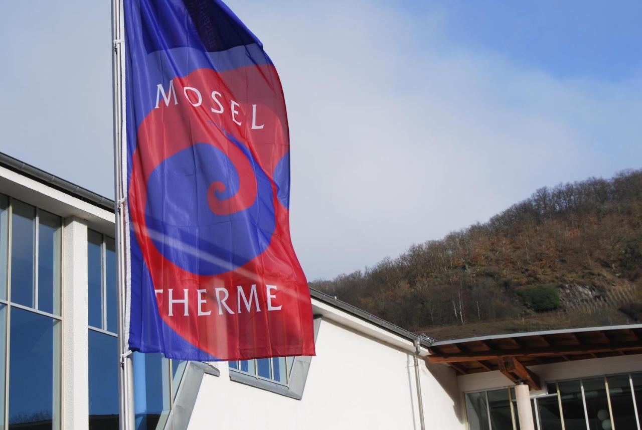Gaestehaus An Der Moseltherme トラーベン・トラールバッハ エクステリア 写真